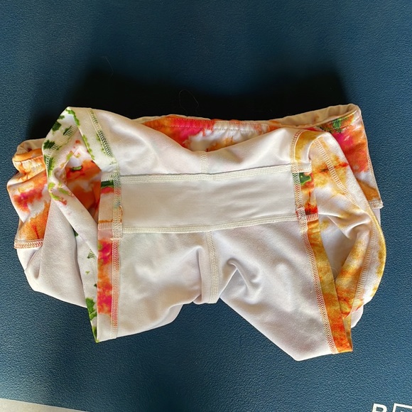 Fleo true high original shorts in (I think!!) desert storm. Tie dye style. - Picture 3 of 3